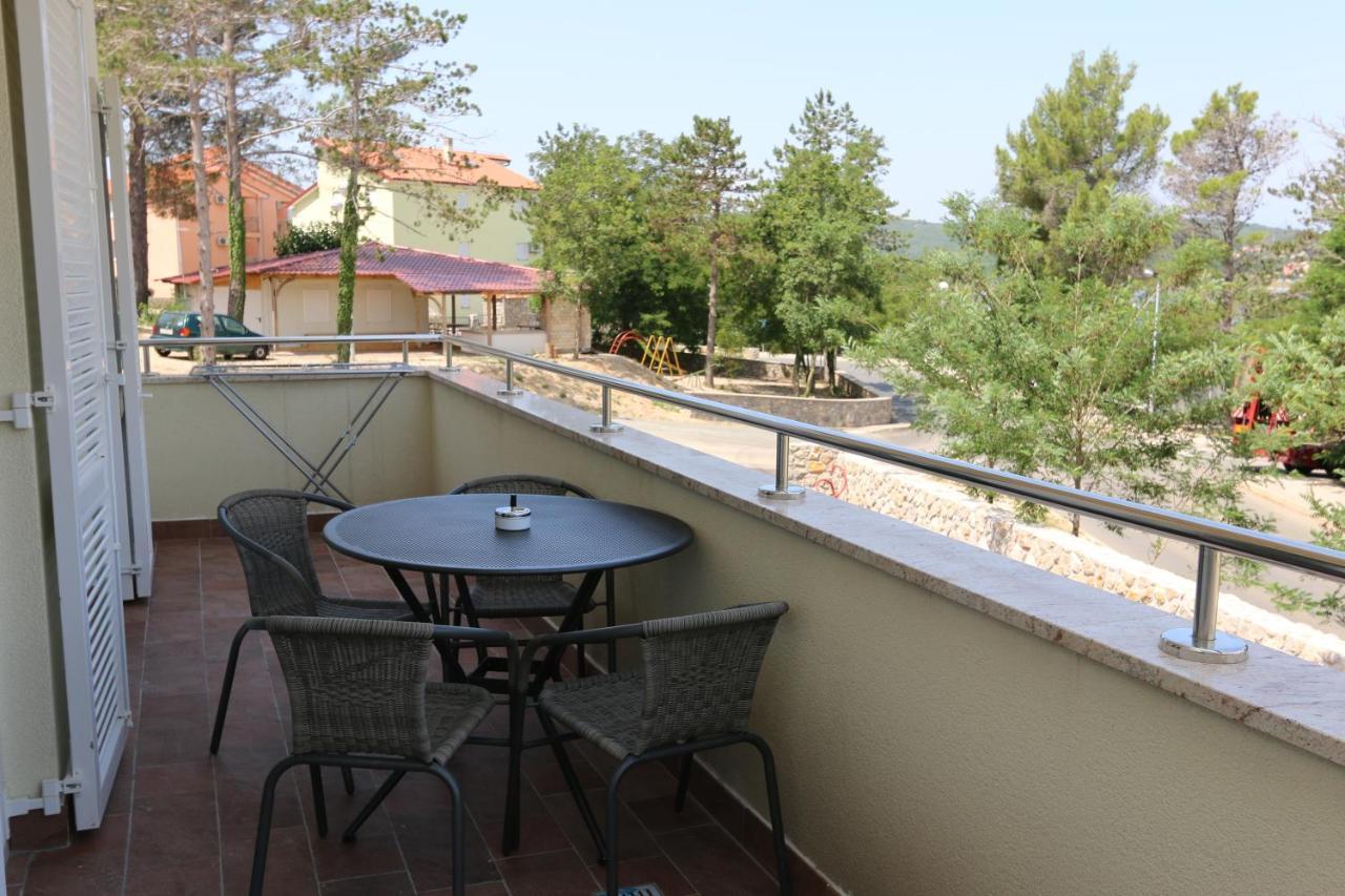 Apartments Sucic Iva I Tea Soline  Exterior photo