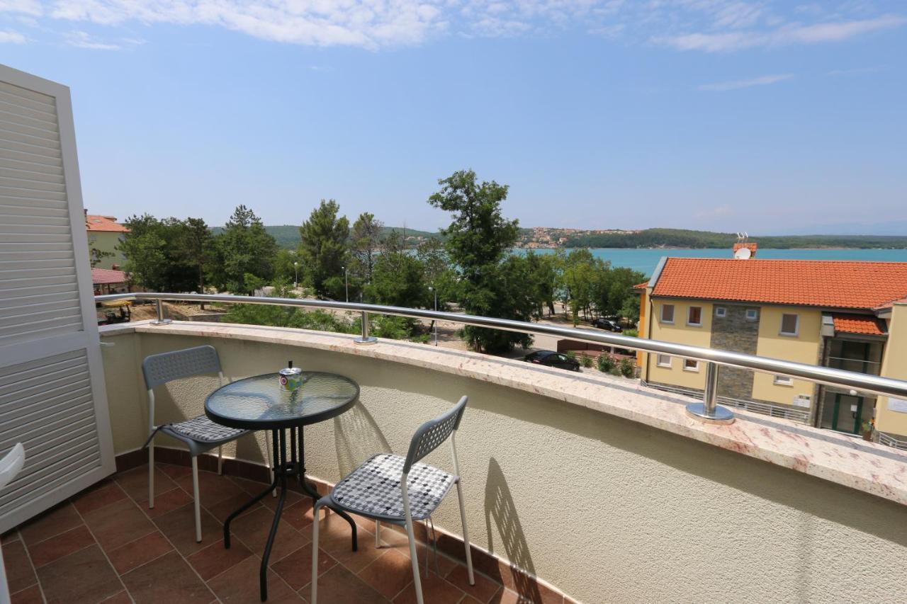 Apartments Sucic Iva I Tea Soline  Exterior photo