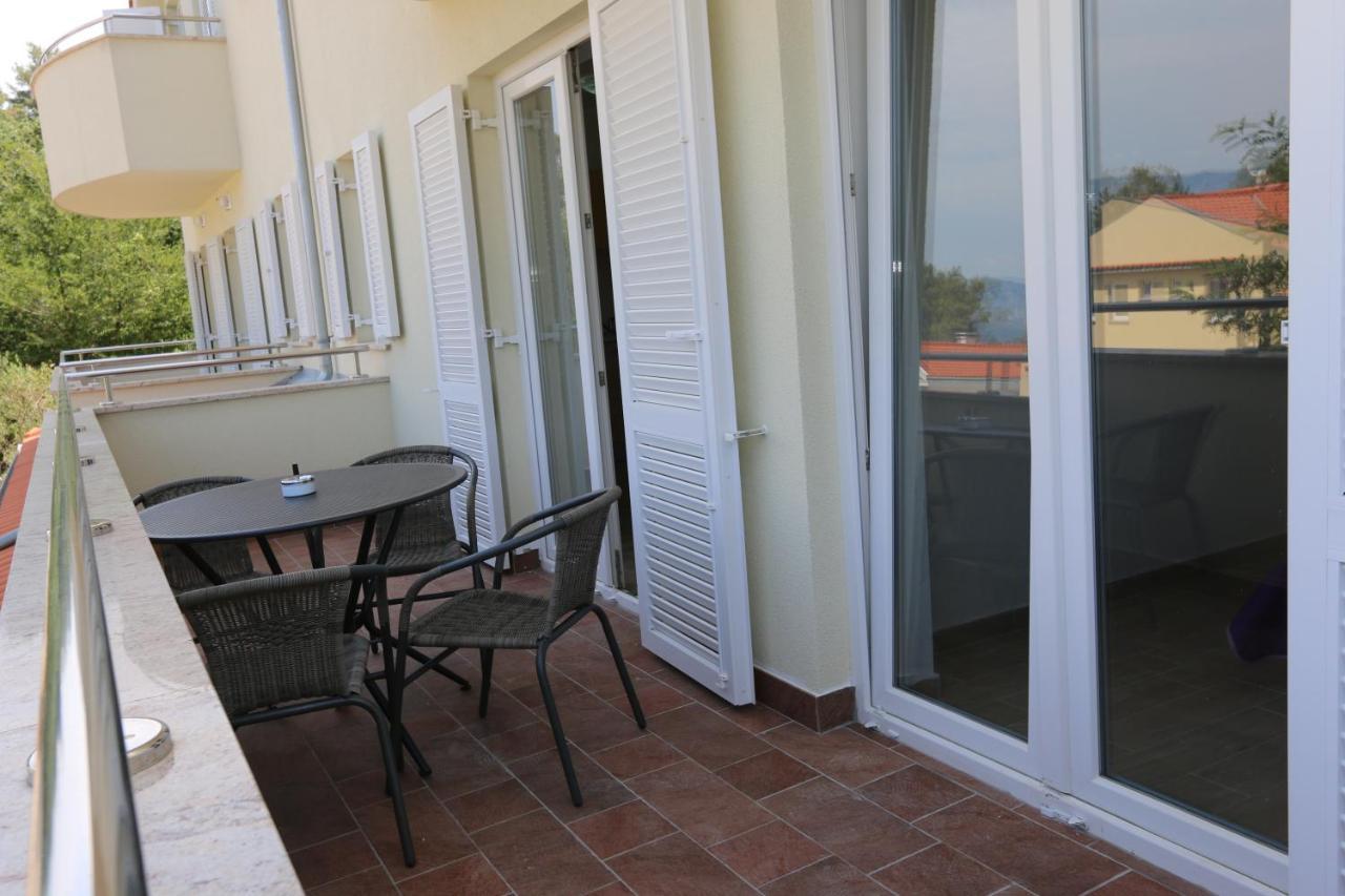 Apartments Sucic Iva I Tea Soline  Exterior photo