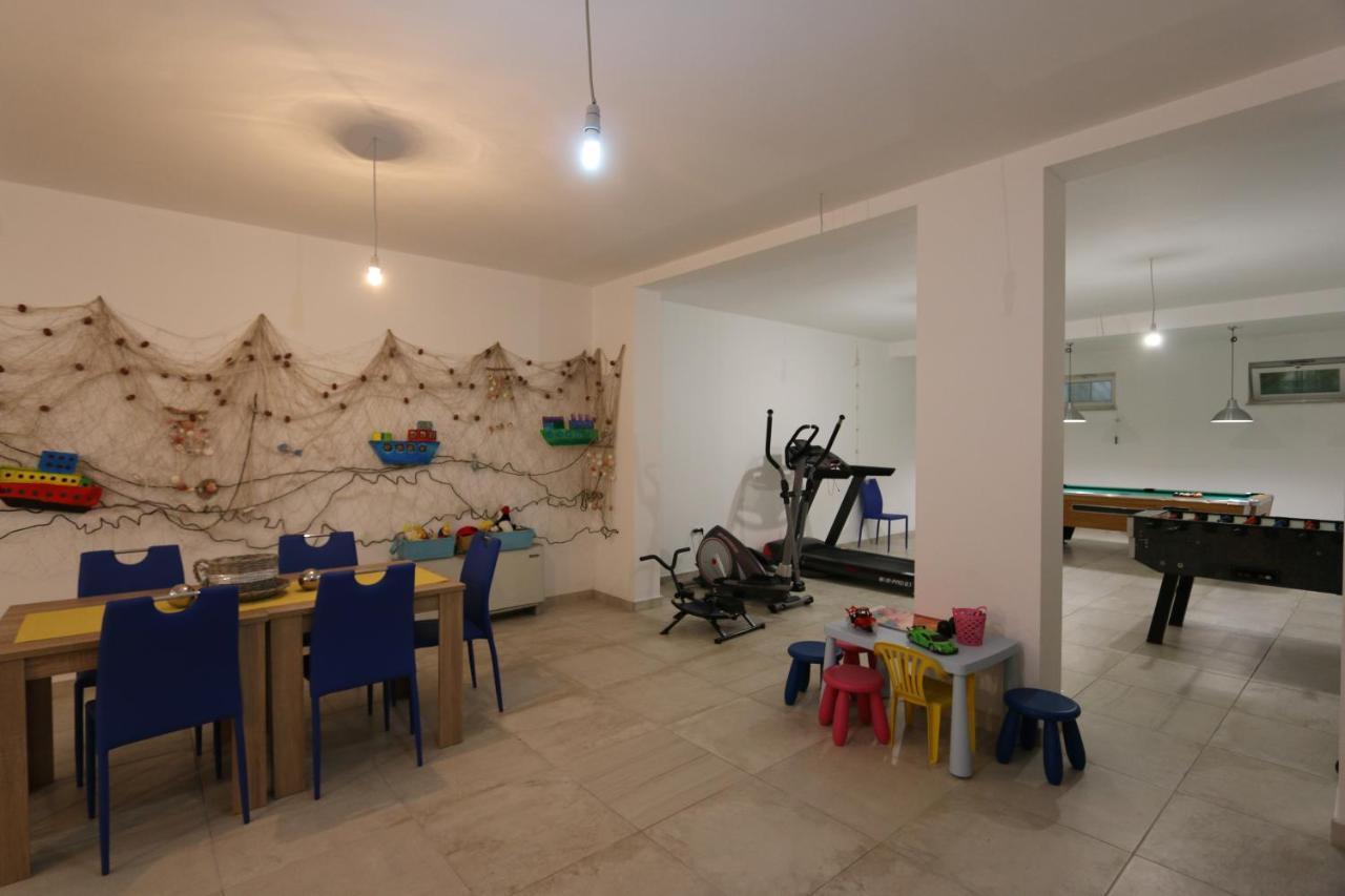 Apartments Sucic Iva I Tea Soline  Exterior photo