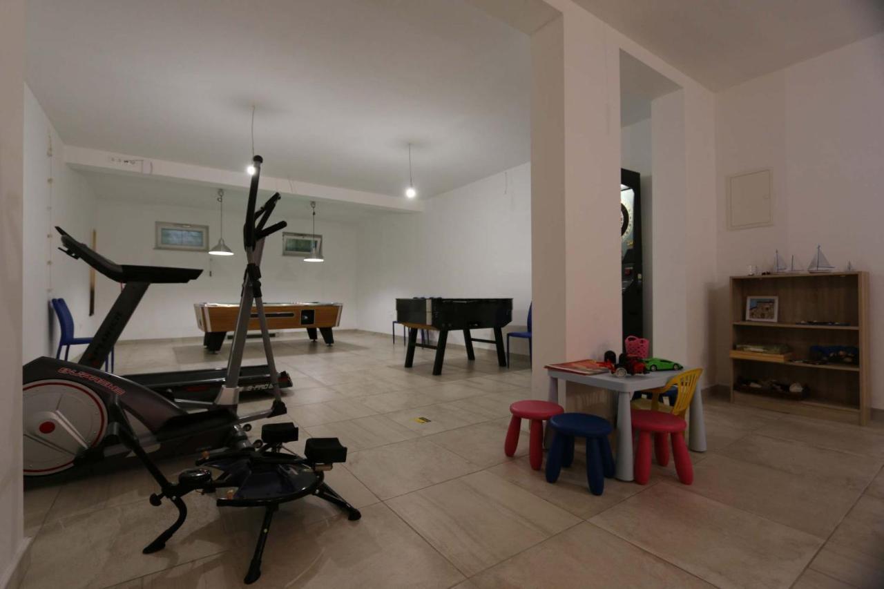 Apartments Sucic Iva I Tea Soline  Exterior photo